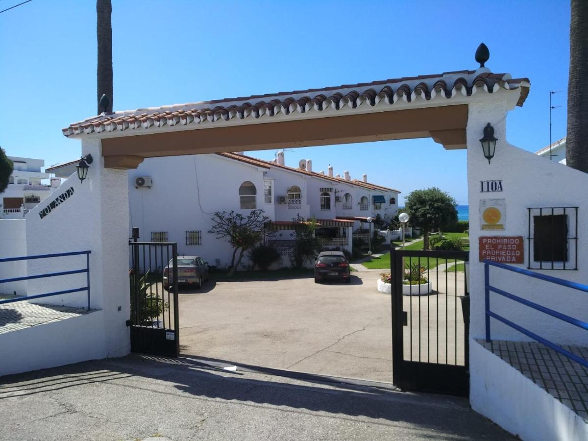 Bungalow Charo توري دي بيناغالبون المظهر الخارجي الصورة